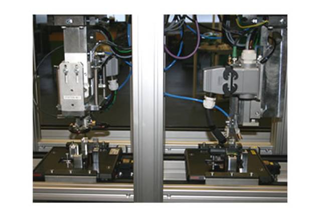 Innovative Heißverstemmanlage zur Integration in bestehende Inlinesysteme mit Werkstückträgern.
