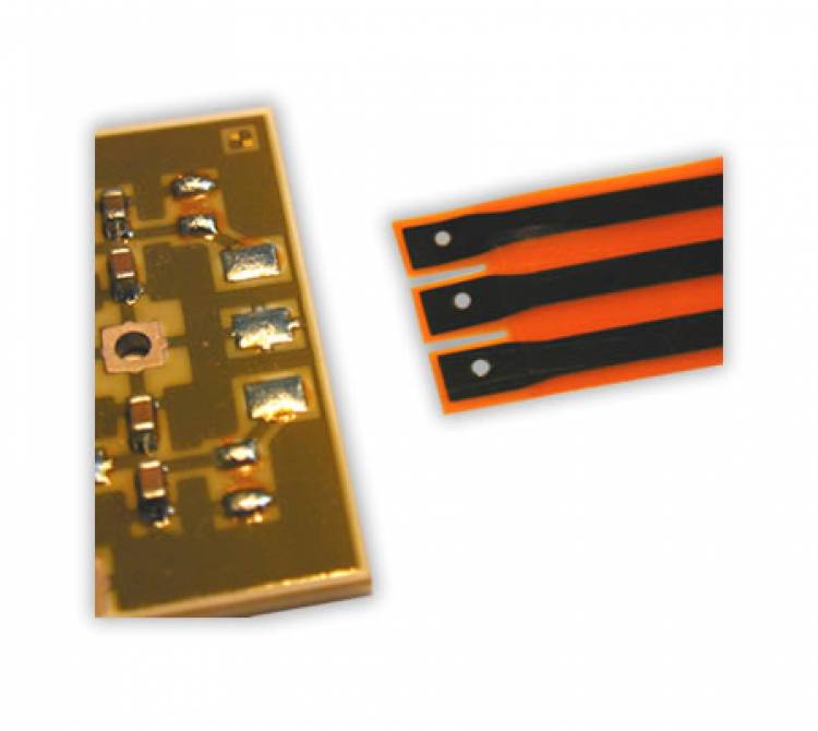 Lötung einer Flexfolie auf einer Aluminiumoxid-Leiterplatte